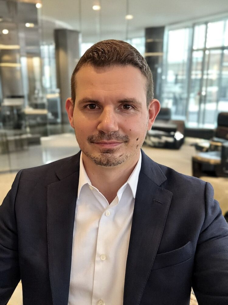 ���� 54606342 ������� �����, 37 ���, ���� ���������� � ��������-���������