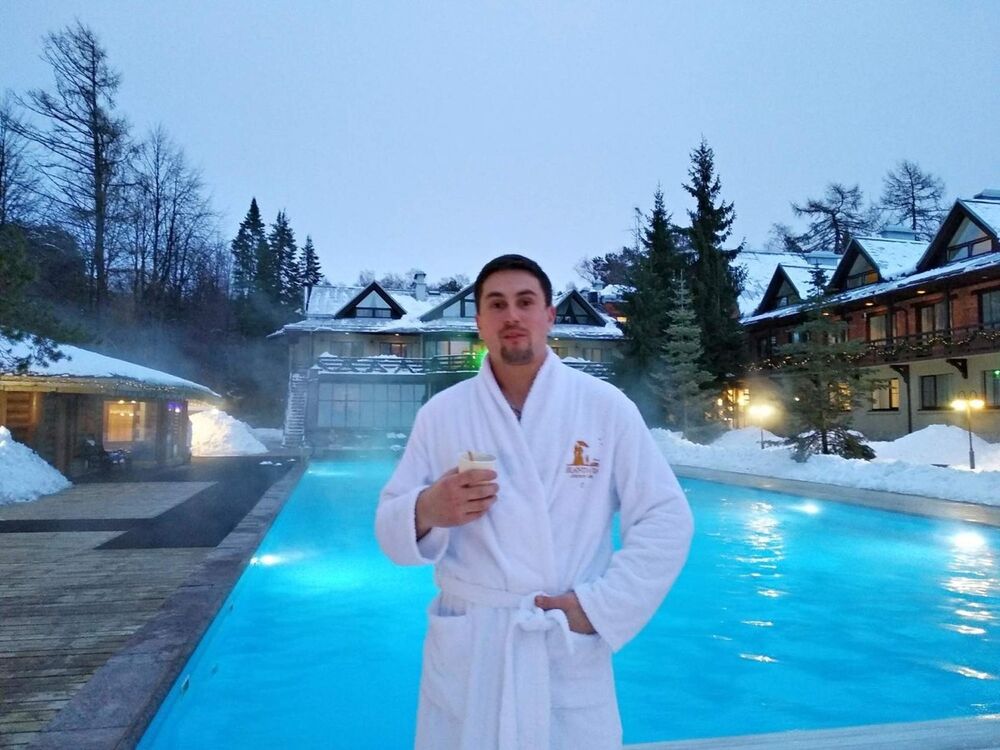 ���� 19384472 ������� ����, 37 ���, ���� ���������� � ������