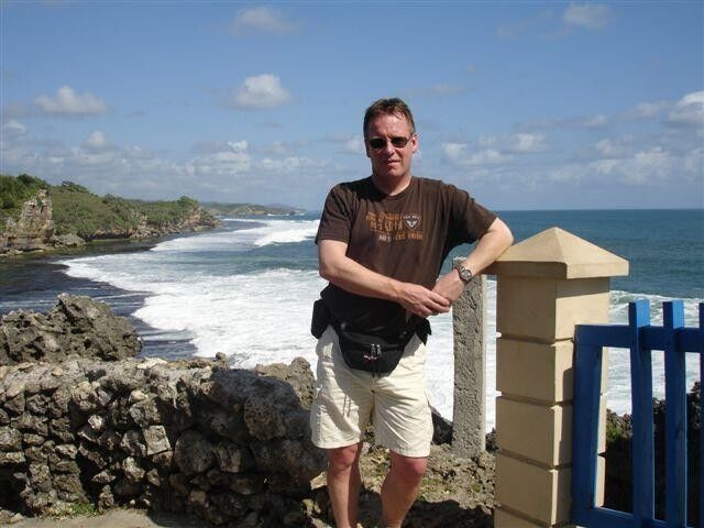  18359142  David, 60 ,    Akure