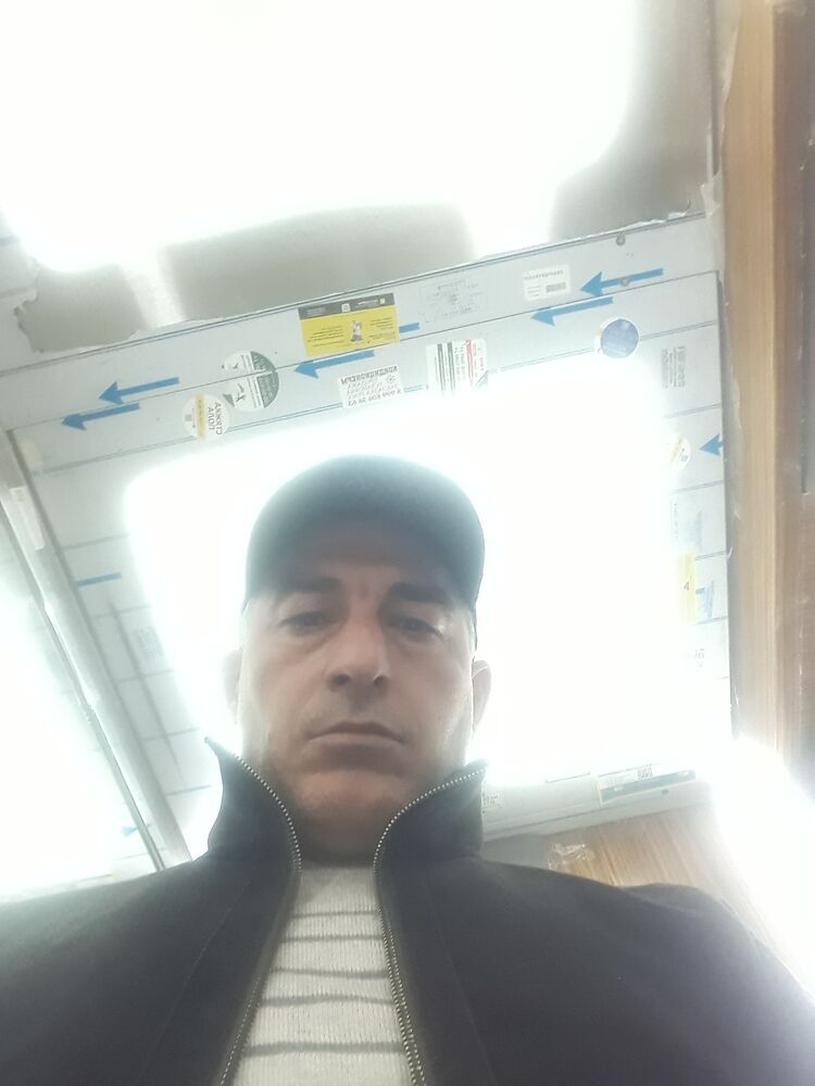  42503672  , 44 ,    