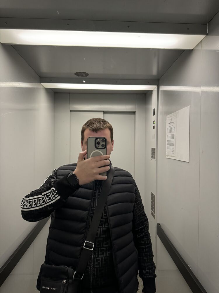  43883132  , 25 ,    