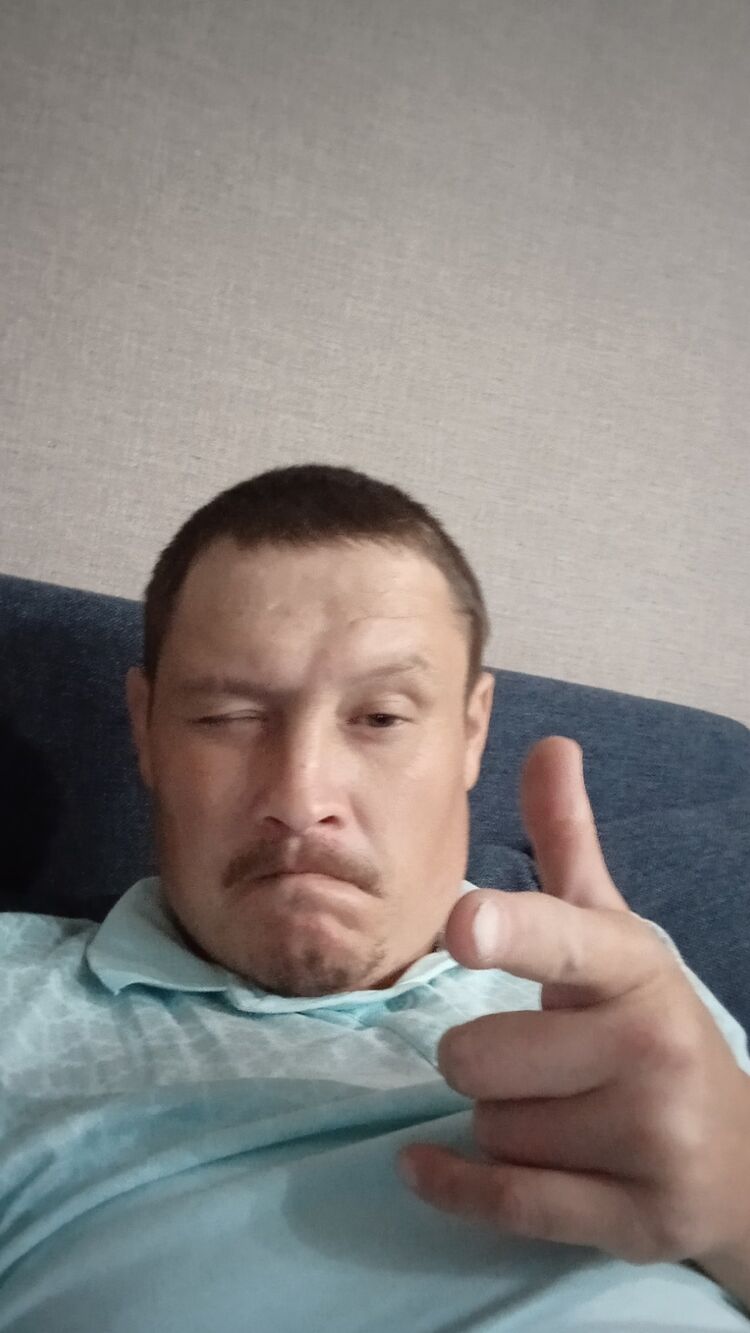  ,   Leonid, 34 ,   c 