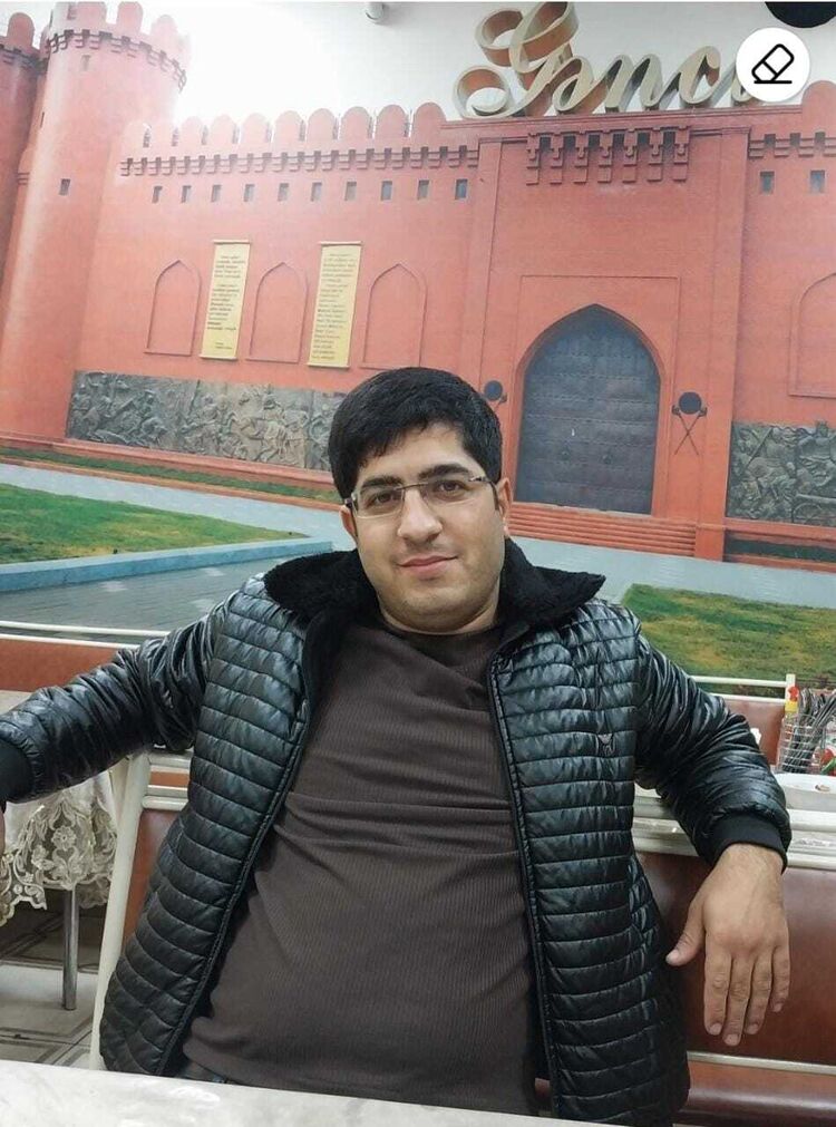  ,   Kamran, 32 ,   ,   