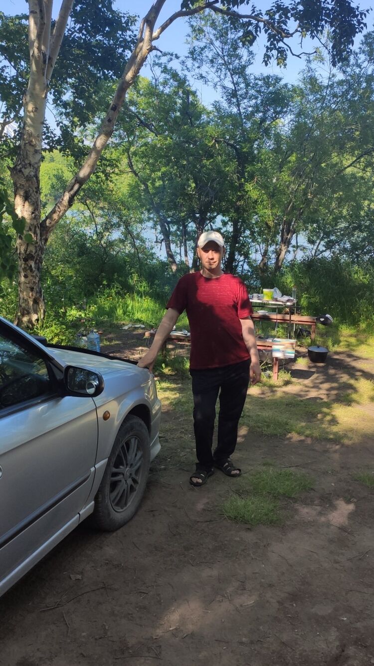  45192352  Ivan, 42 ,    -