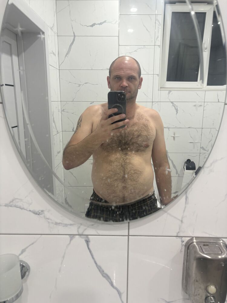  47737852  , 37 ,    