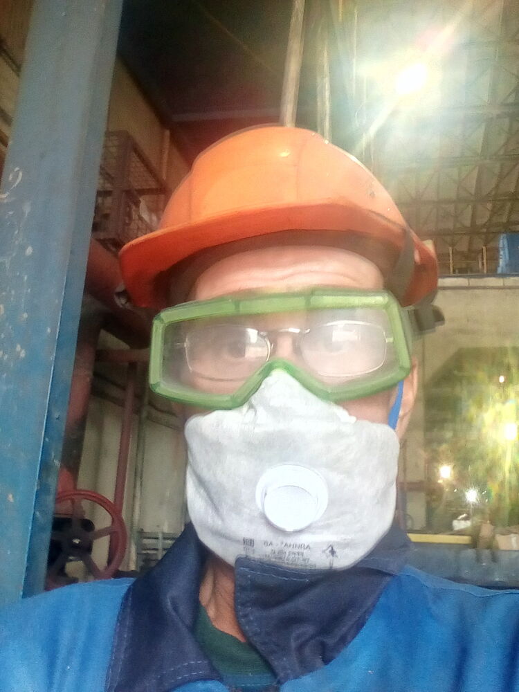  37114282  , 49 ,    