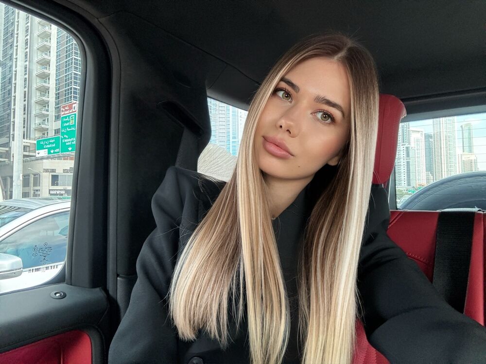  52621612  Alina, 29 ,    Alba Iulia