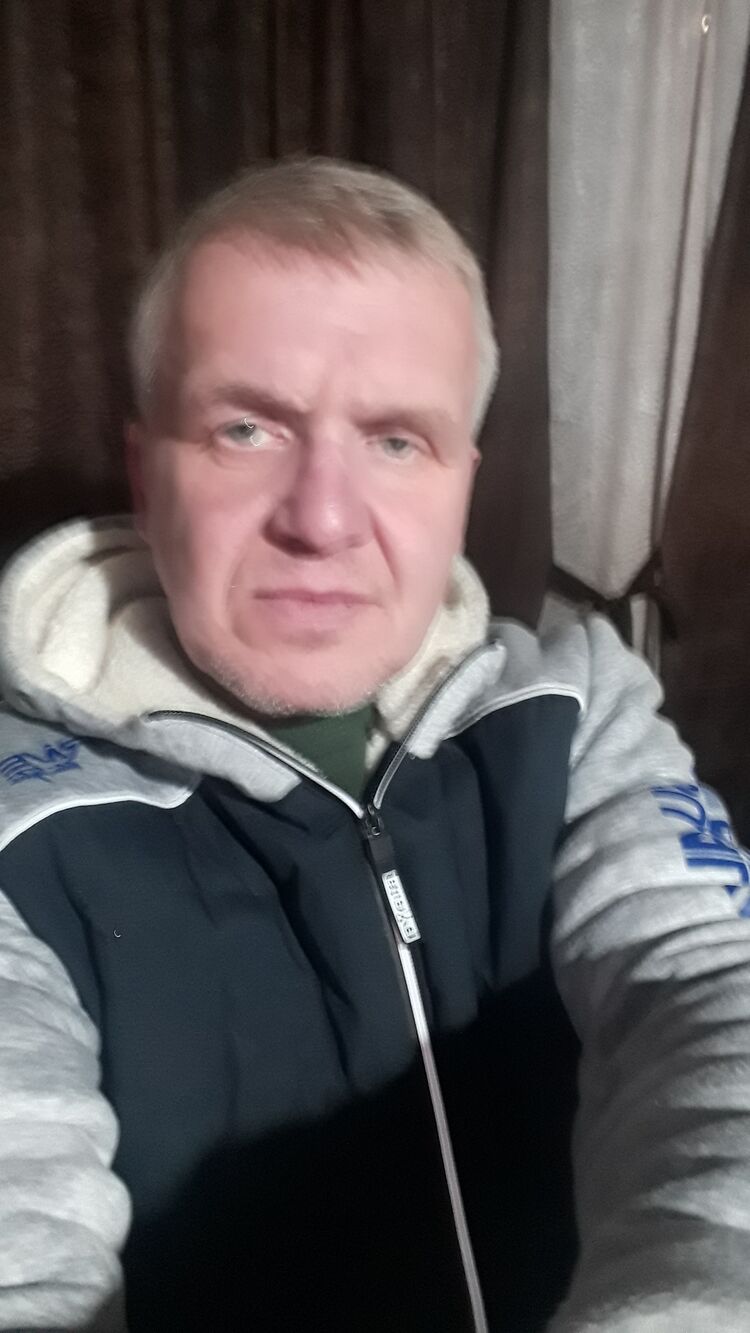  30153582  , 52 ,    
