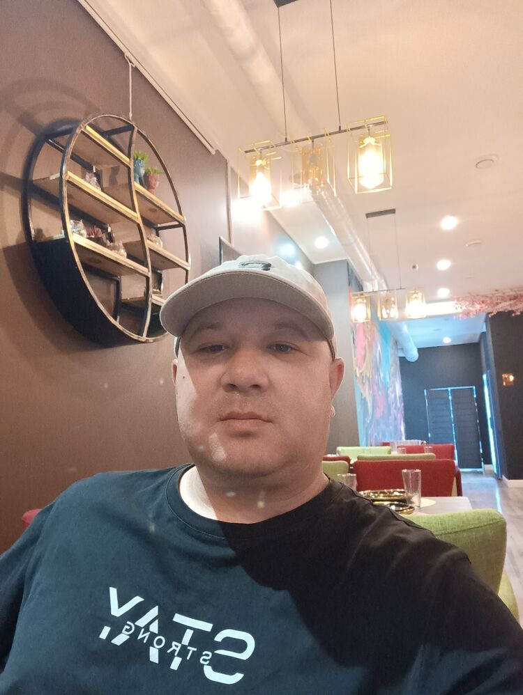  45781682  Aliko, 38 ,    