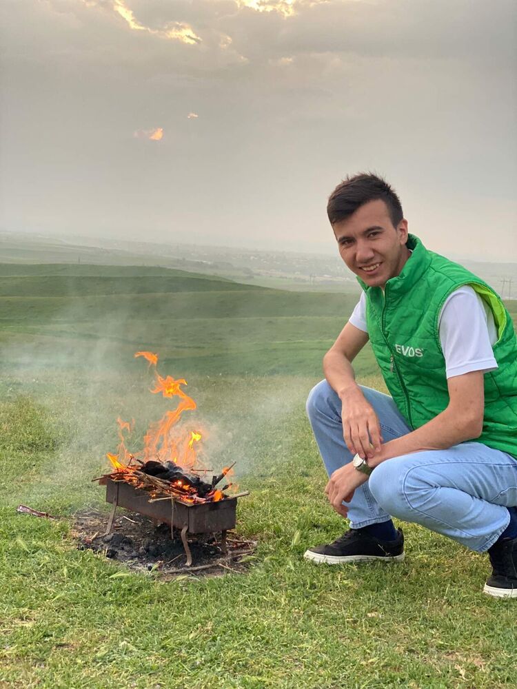  29855372  Odil, 29 ,    