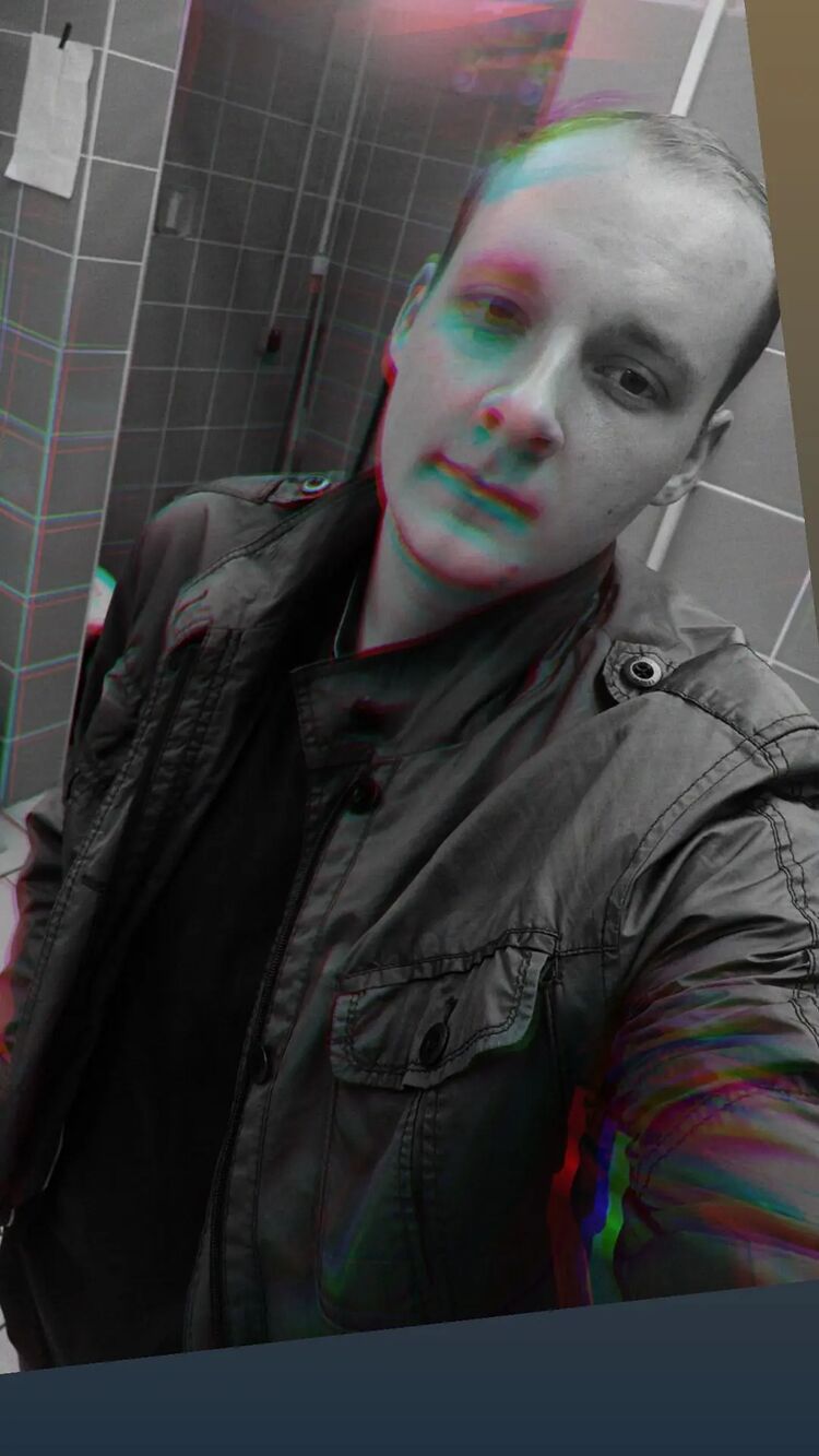  30574862  , 25 ,    