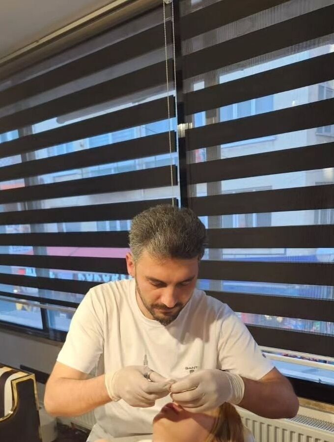  ,   Ali, 42 ,   ,   