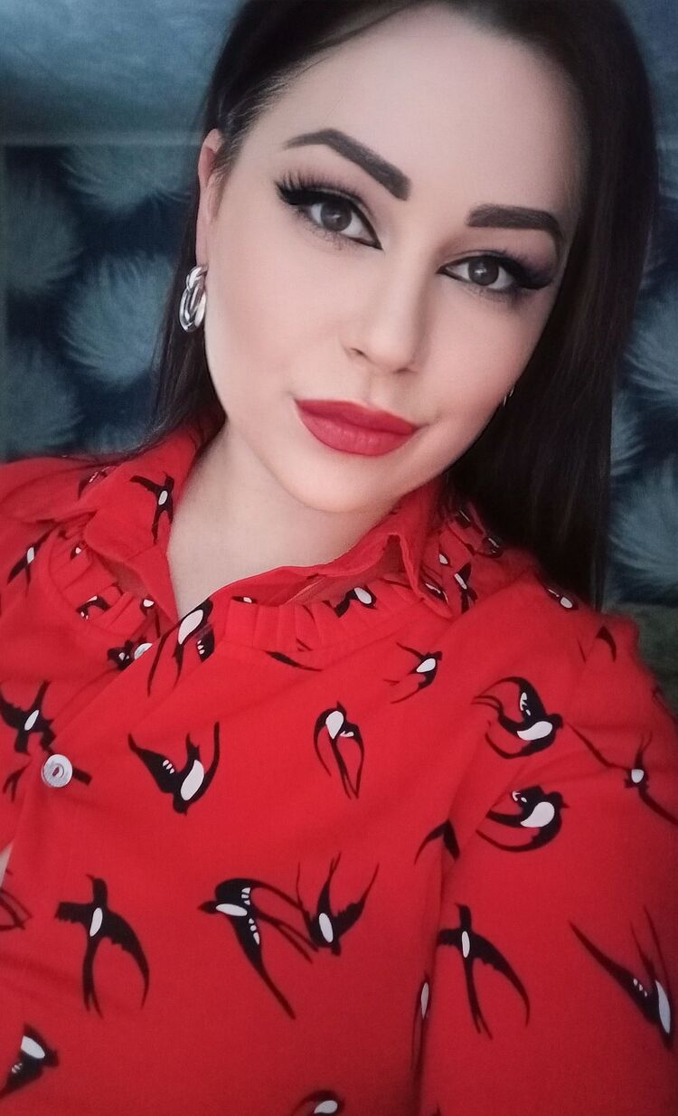  49968092  Anastasia, 34 ,     