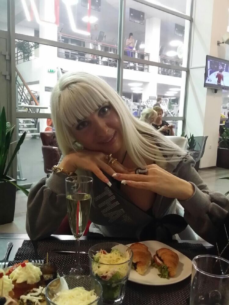  45877582  , 41 ,    --