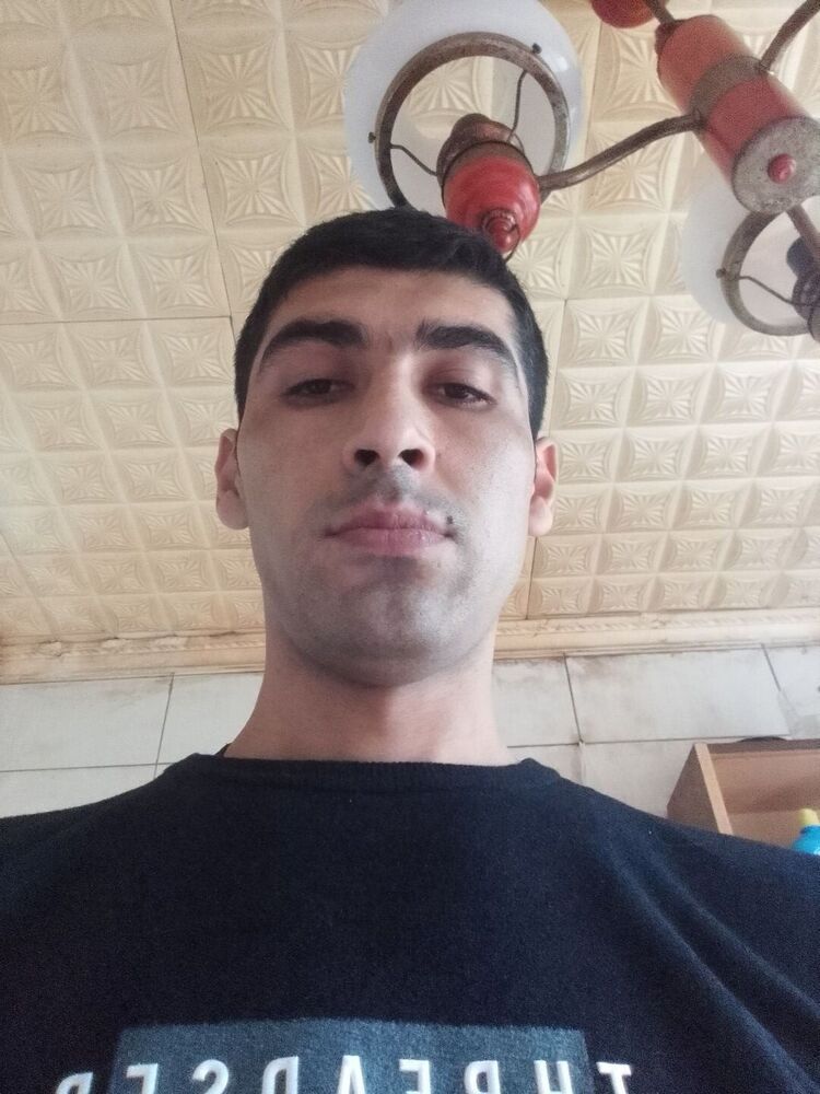  ,   Kazim, 32 ,   ,   