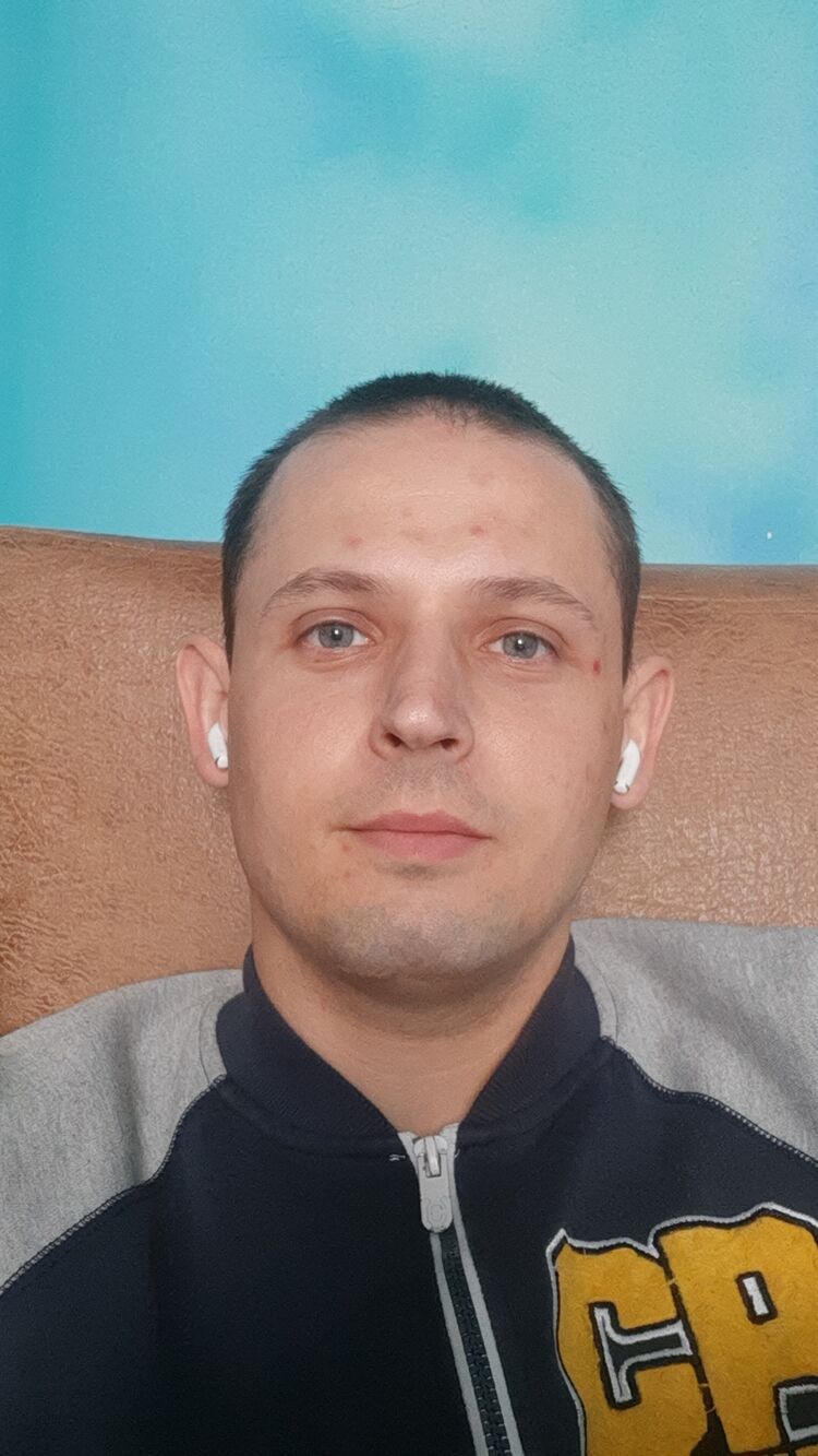  37972212  , 32 ,    