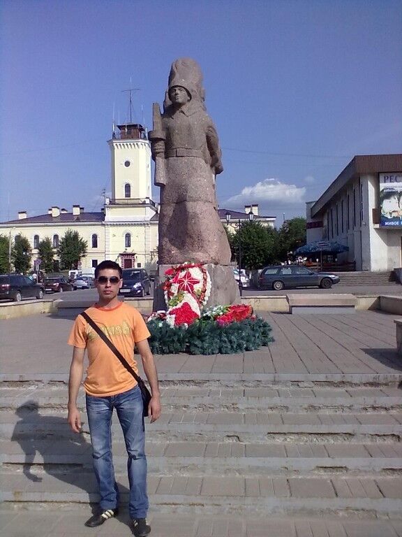  10675282  , 35 ,    -