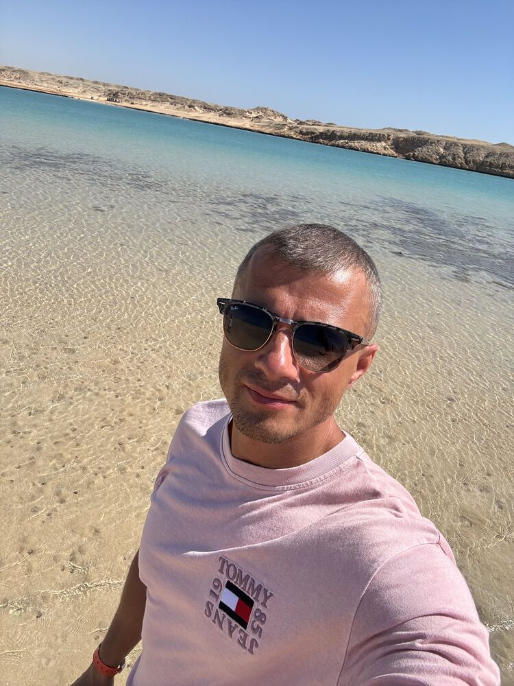  54598812  , 36 ,    -