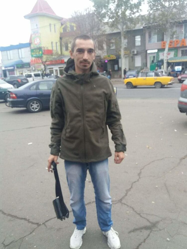  18234892  Dima, 33 ,    