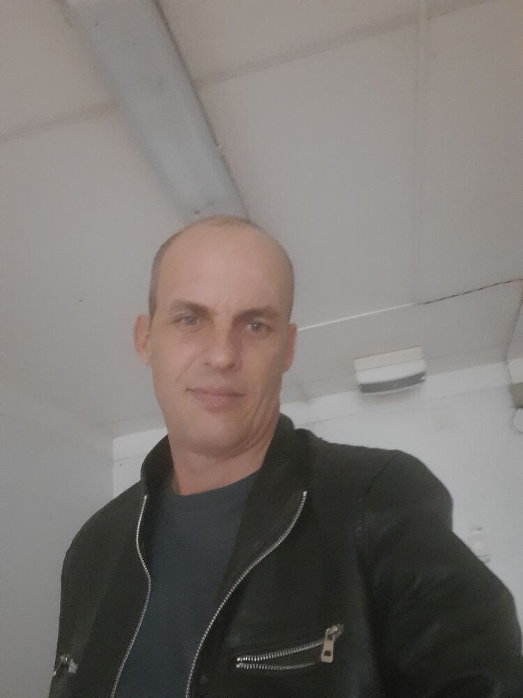  44888252  , 44 ,    