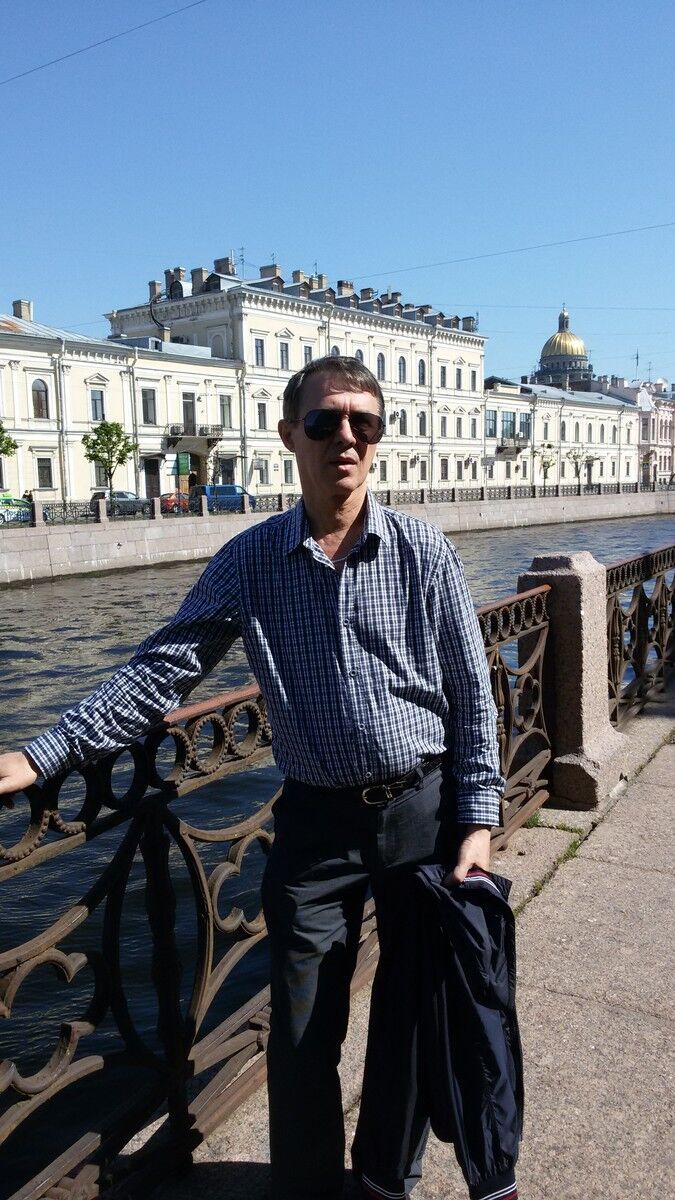 ���������� �����������, ���� ������� Leon, 44 ����, ������������ ��� ������, ����� � ���������, c�������� ���������