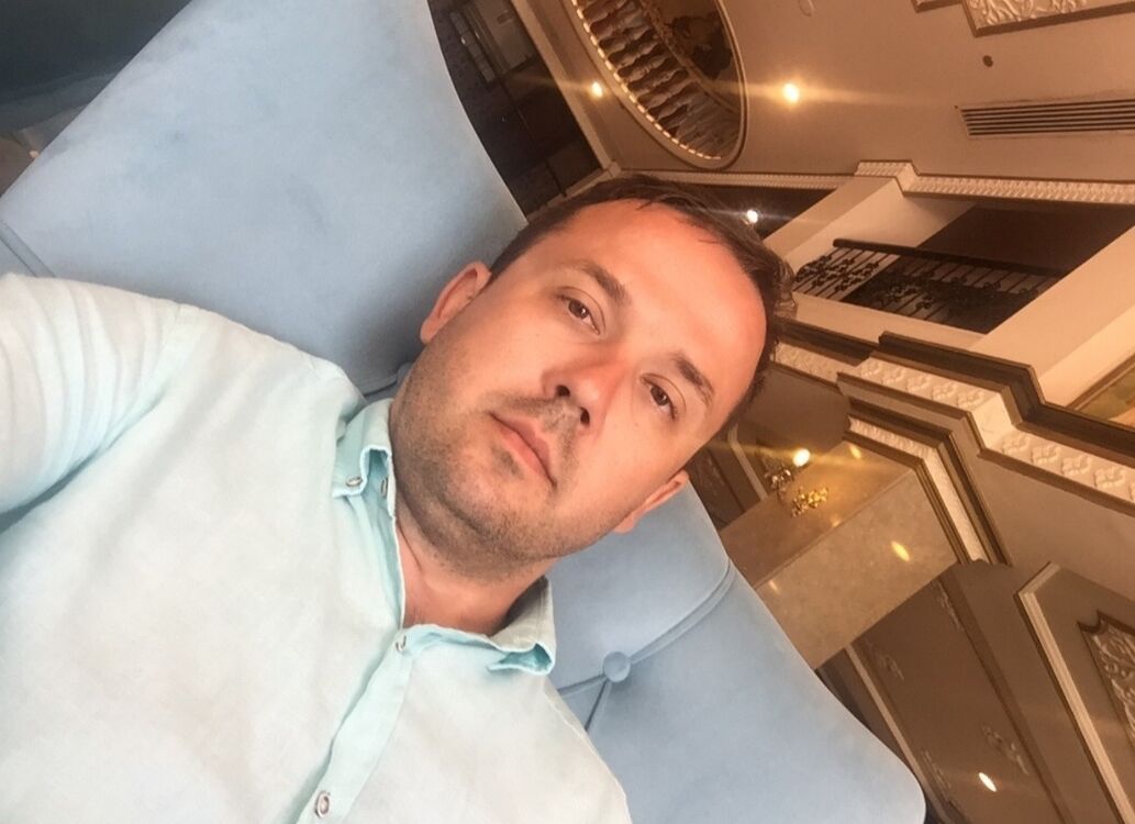 31859502  Sergei, 38 ,    