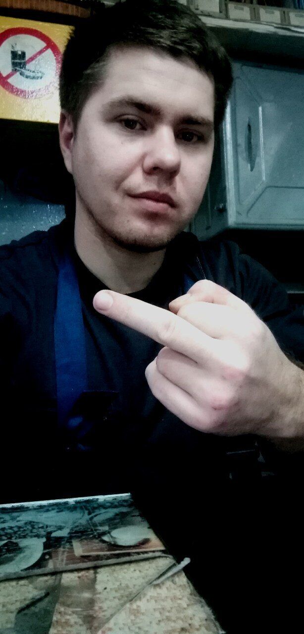  44606042  ALEKSEI, 28 ,    