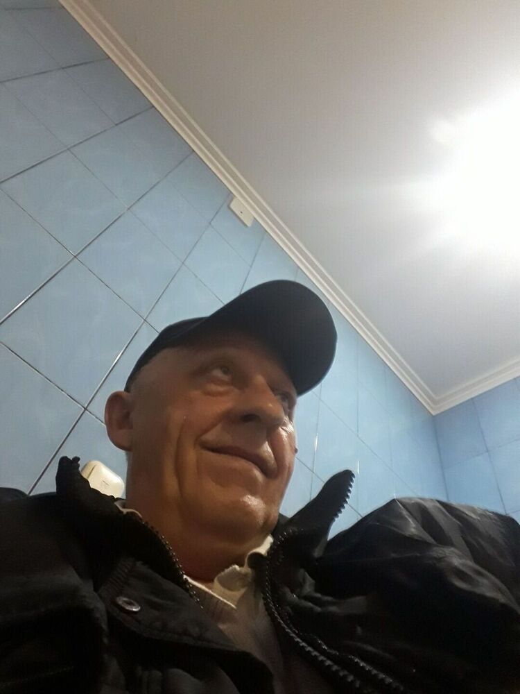  23184802  , 70 ,    