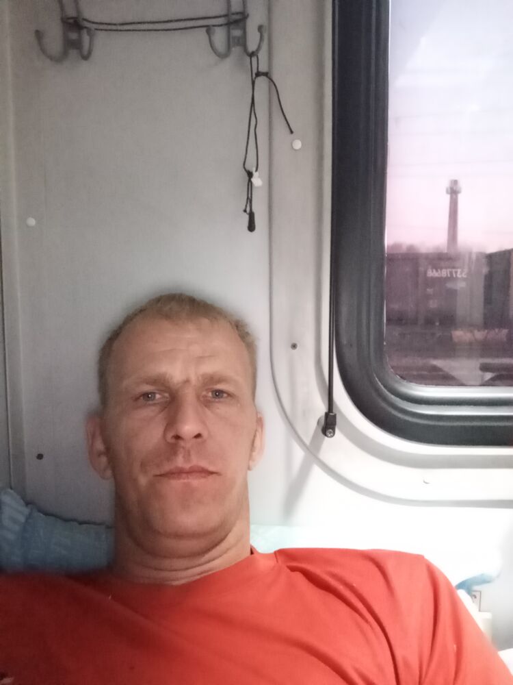  46570132  , 39 ,    