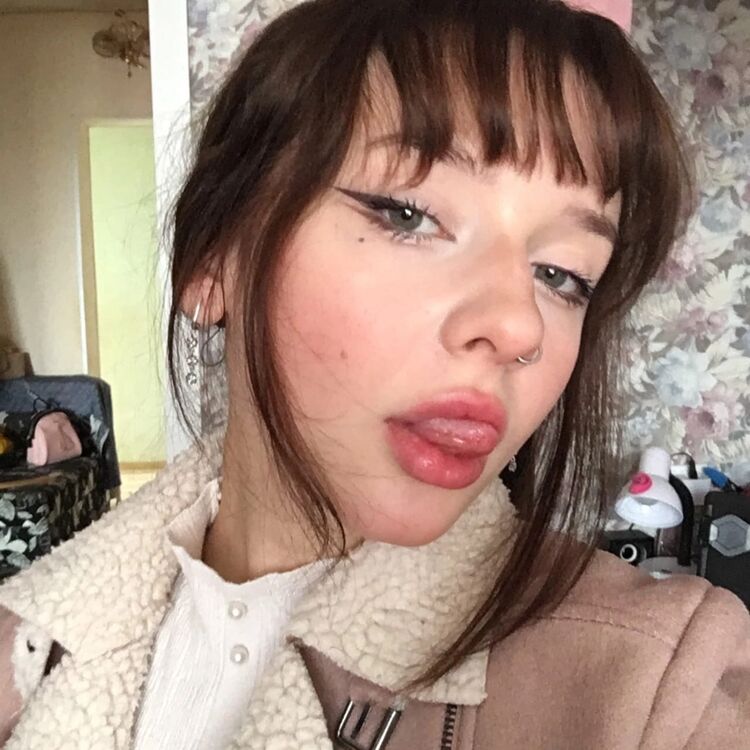 ���� 55955182 ������� Ana, 25 ���, ���� ���������� � Frankfurt Am Main