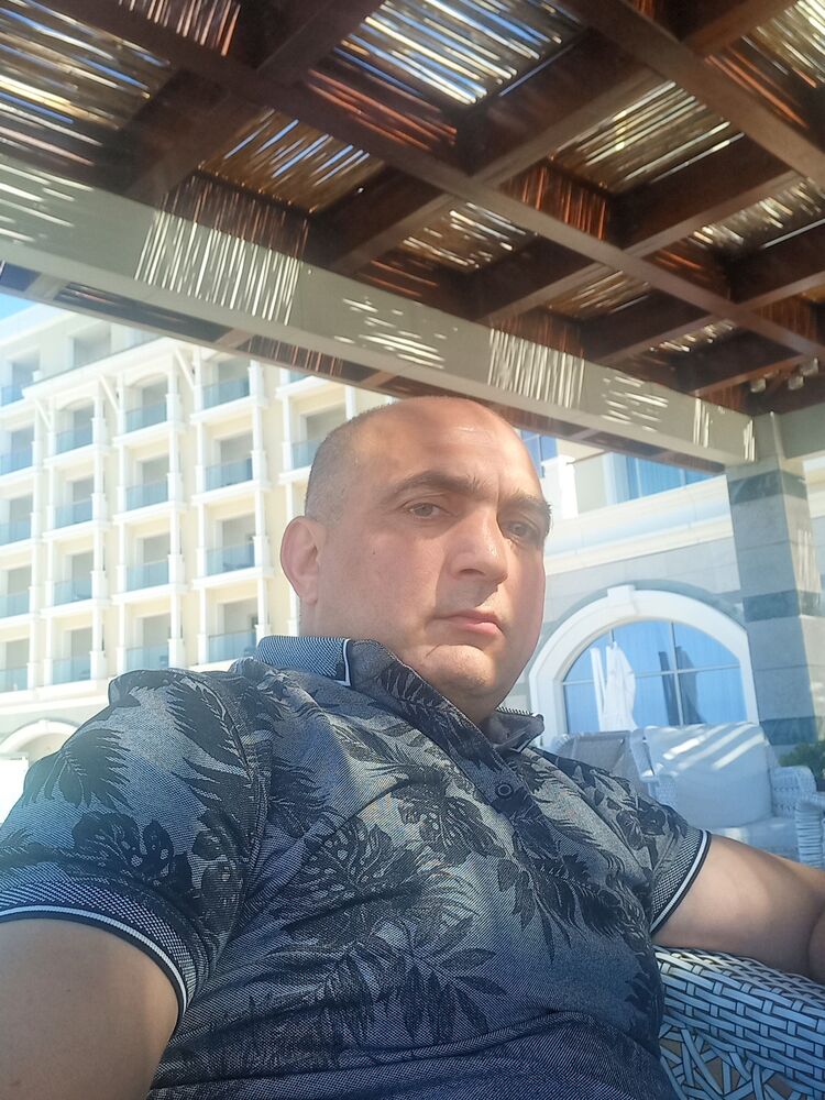  37067502  Nusret, 39 ,    Cesme
