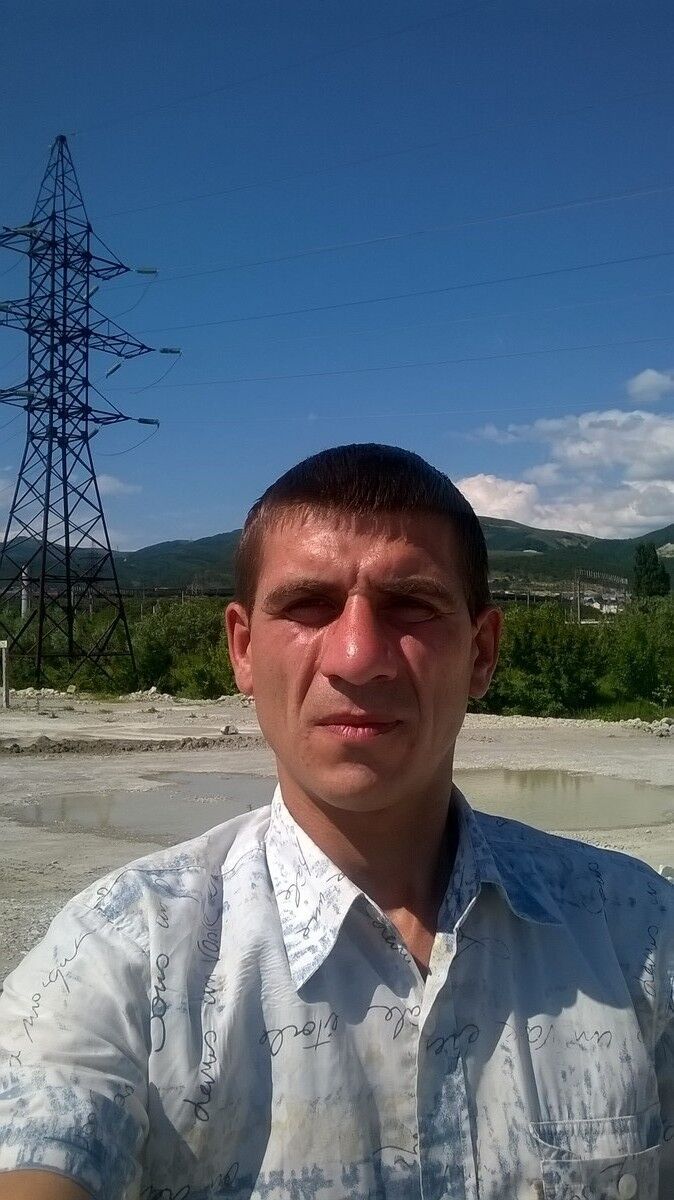  ,   Aleksandr, 40 ,  