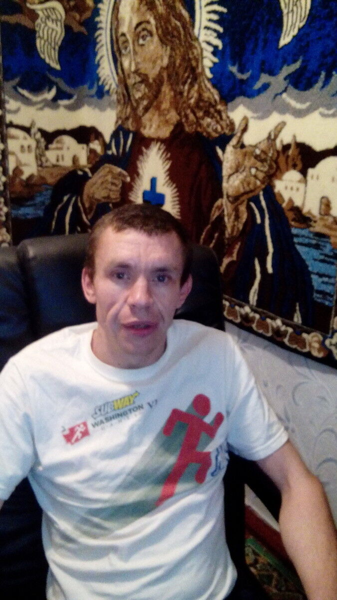  10921912  Sergej, 40 ,    