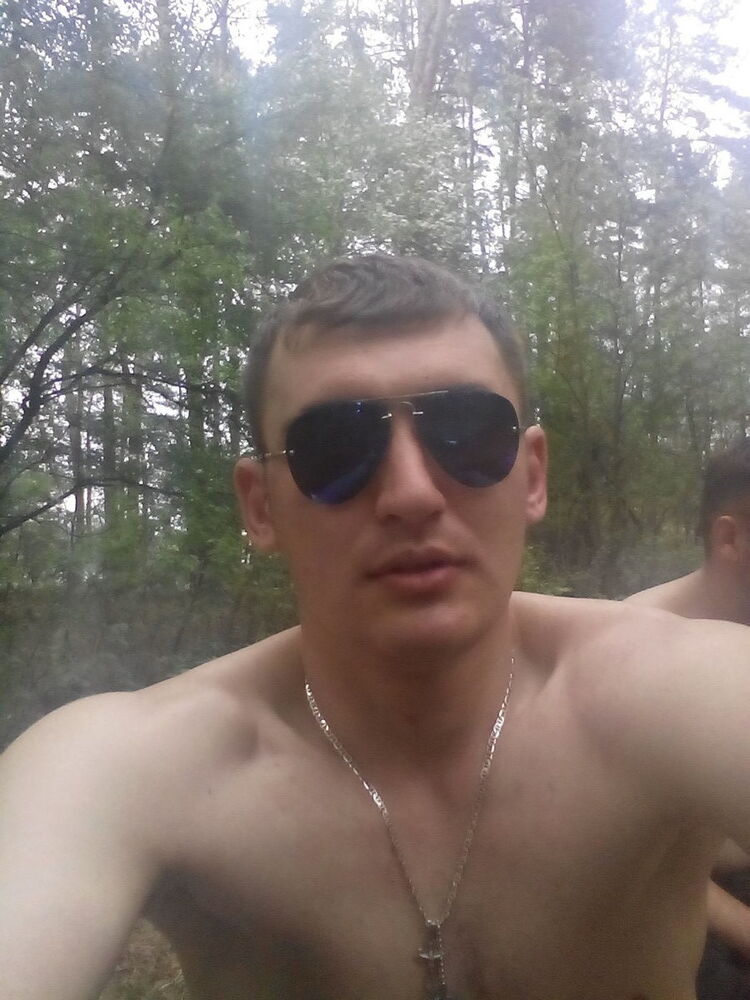  5956252  Andrik, 35 ,    