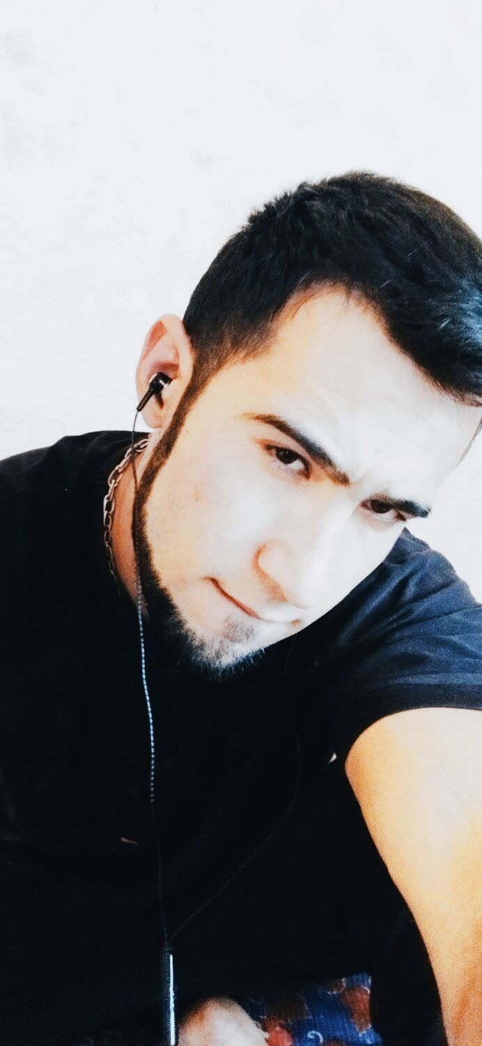  25163802  Aliy, 31 ,    