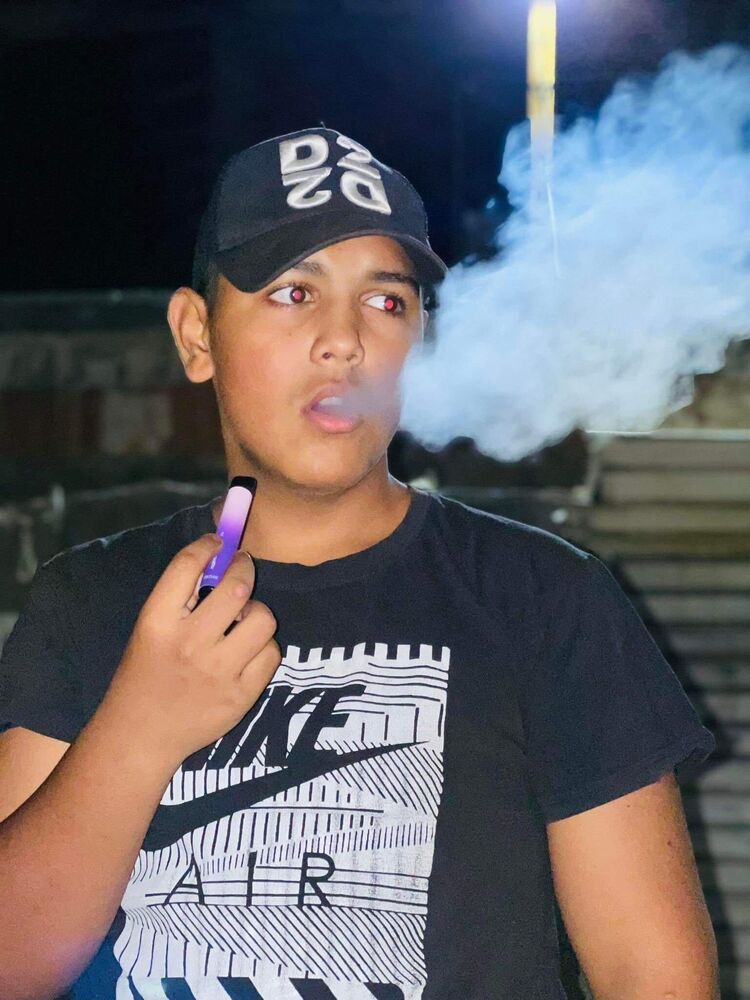  28480782  , 33 ,    