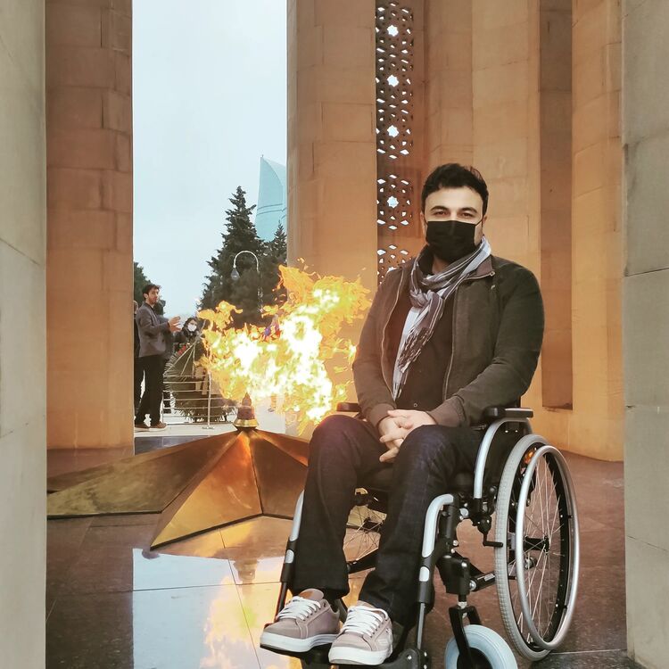 ���������� ����, ���� ������� Amid, 43 ����, ������������ ��� ������, ����� � ���������, c�������� ���������