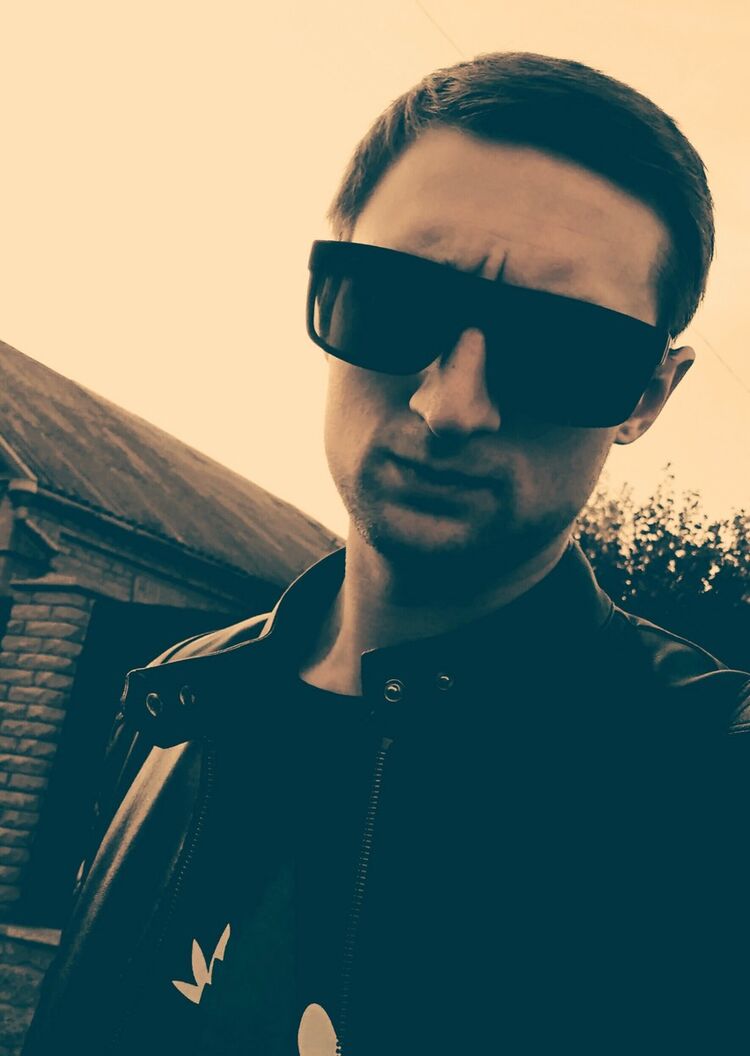  17424602  Sasha, 32 ,    