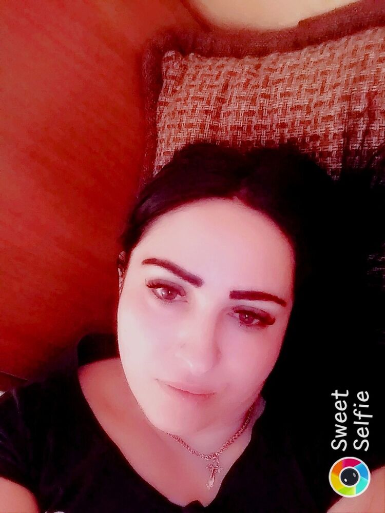  ,   Erika, 43 ,   ,   , c 
