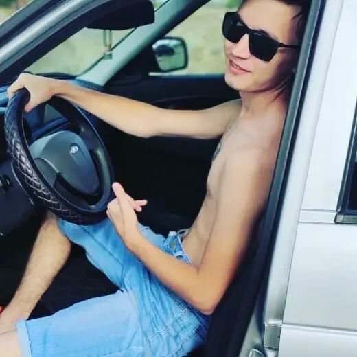  28558622  , 26 ,    