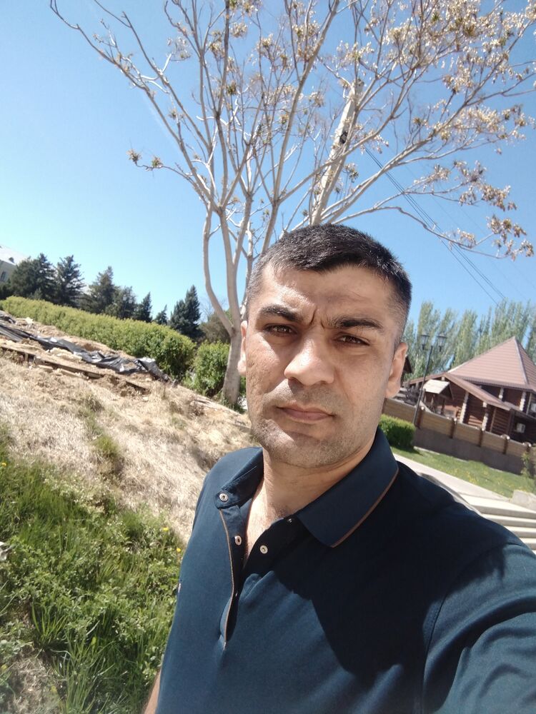  51387032  Munisbek, 35 ,    