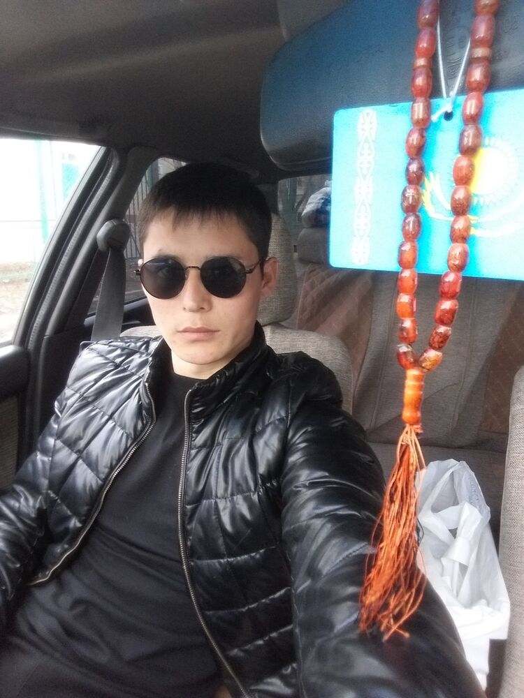  ,   Janbolat, 30 ,   ,   , c , 