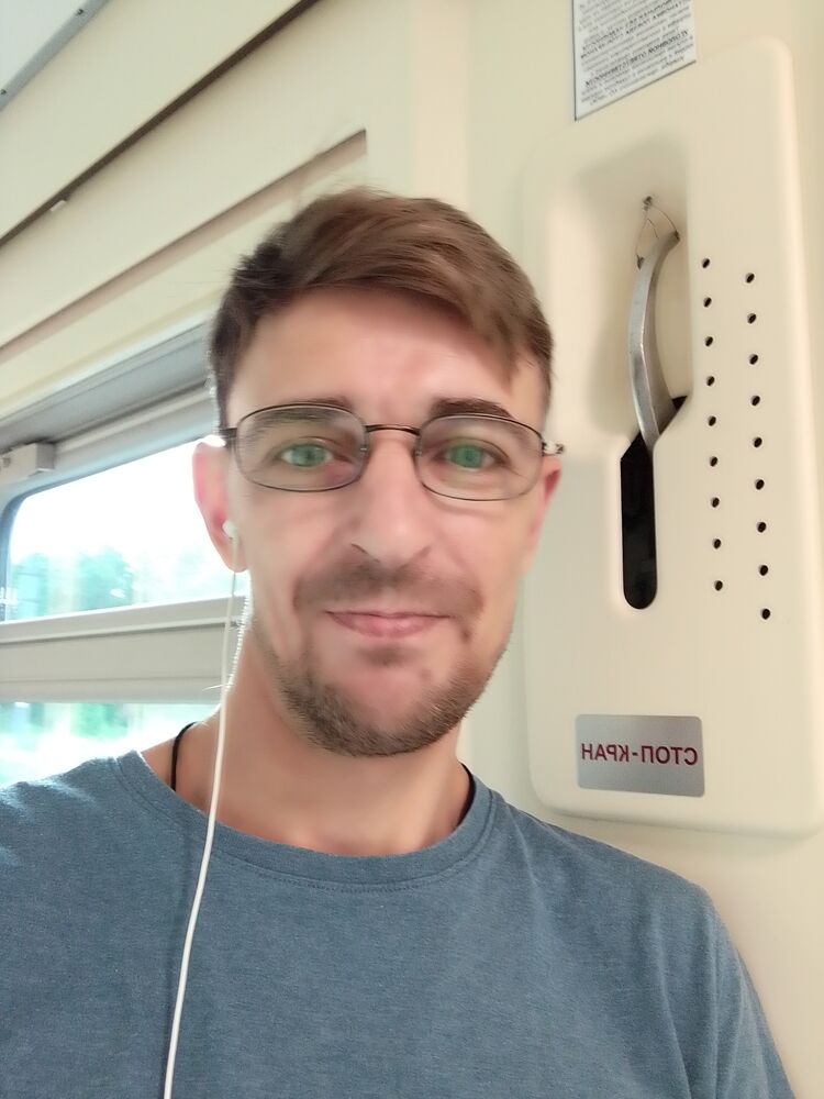  38645952  Alex, 35 ,    