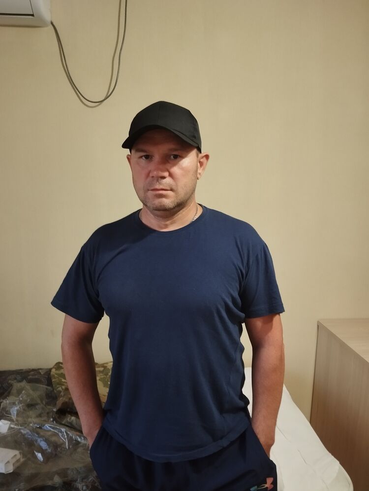  37748632  Skip, 43 ,    