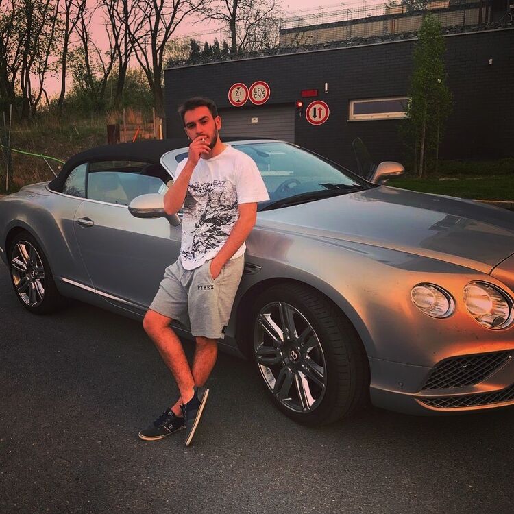  ,   Alex, 31 ,   ,   , c 