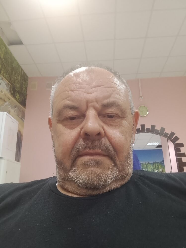  52843372  , 58 ,    
