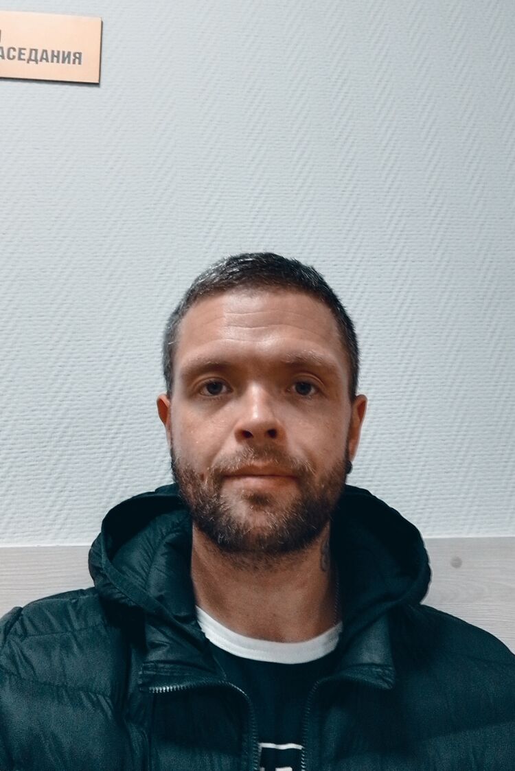  47645662  , 37 ,    