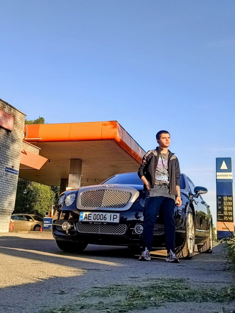  47049292  , 23 ,    