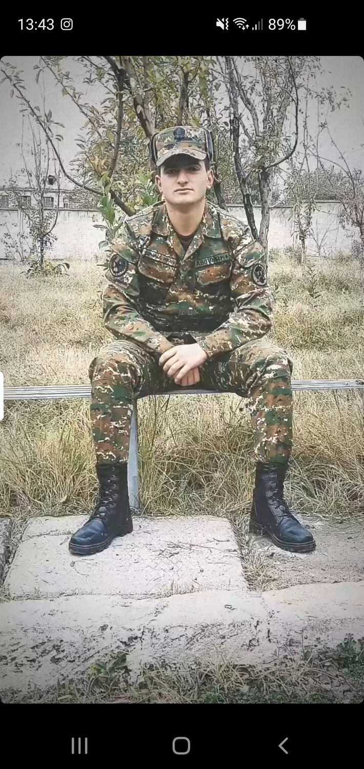 ���� 25372382 ����� Norayr, 22 ����, ���� ���������� � �������