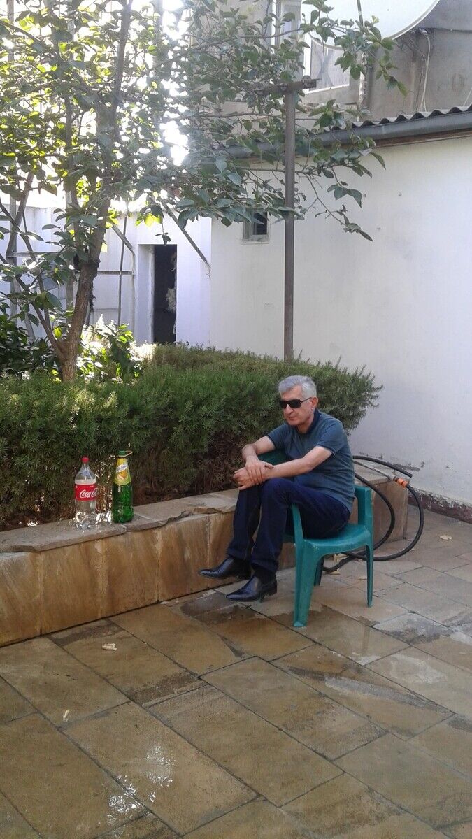  ,   Etibar, 60 ,   ,   , c 